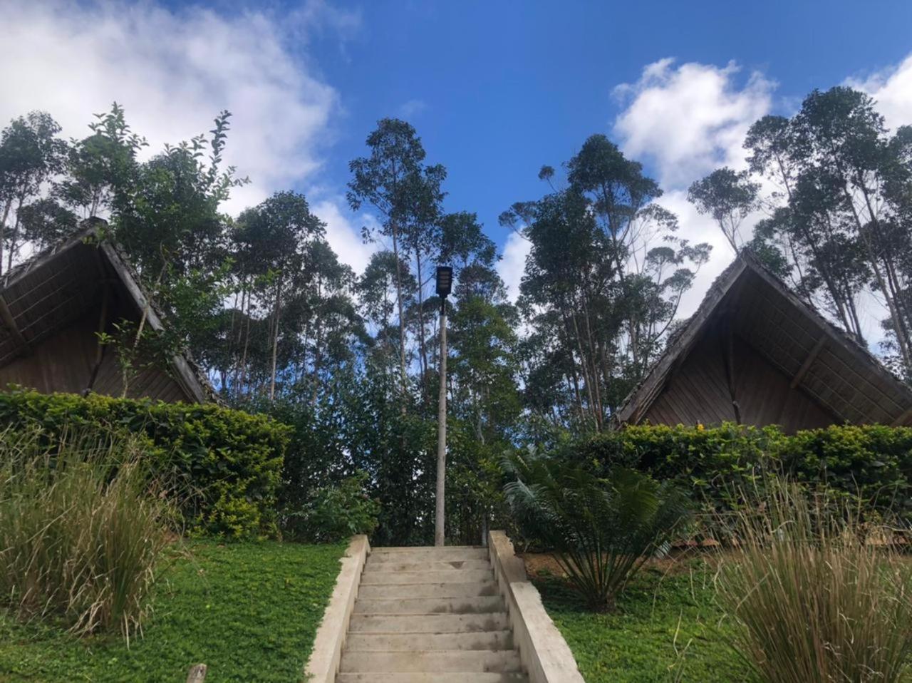 Soanala Hotel Moramanga Exterior photo